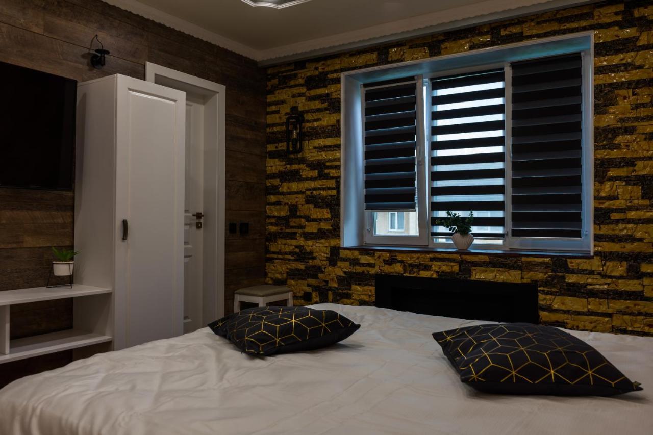 Cyborg Flat Petrosani Apartment Екстериор снимка
