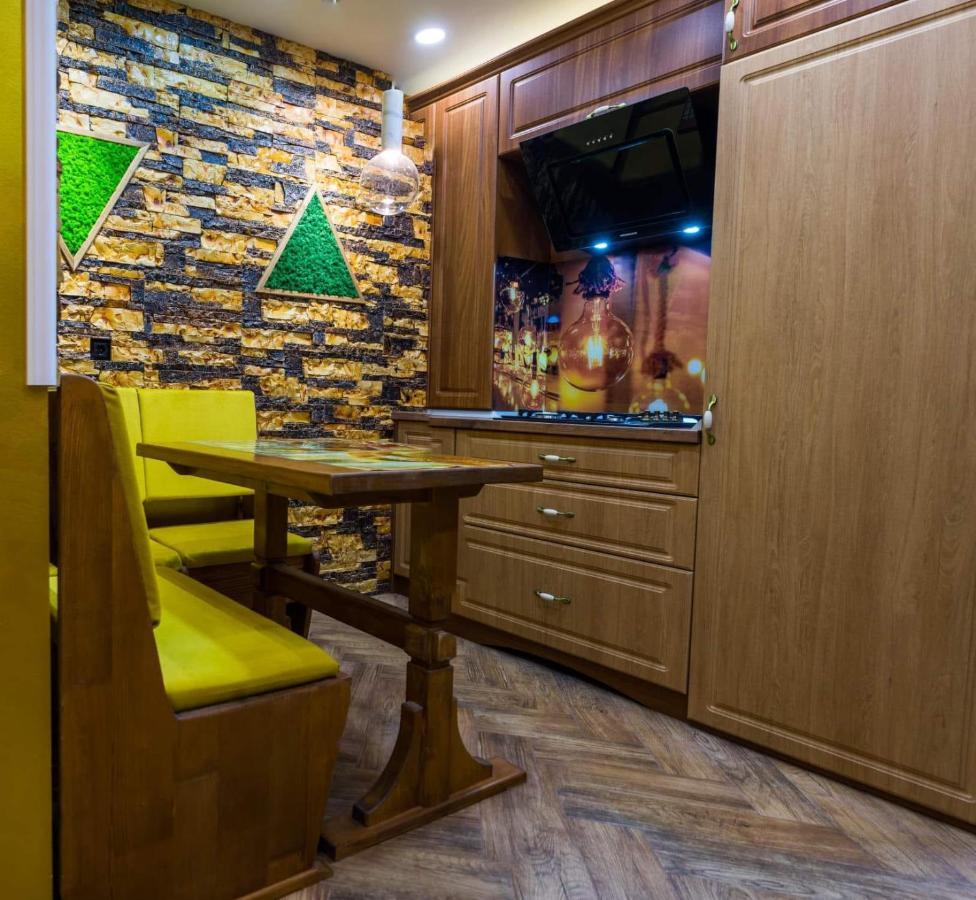 Cyborg Flat Petrosani Apartment Екстериор снимка